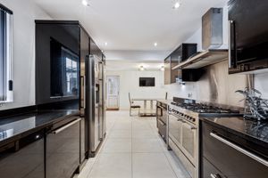 Photo 13- click for photo gallery